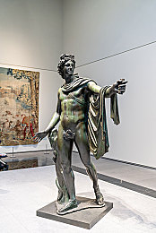 OPPO3.03每天无限破解网页：近未来竞速新作上线，每日黑客谜题解锁赛车终极性能-3