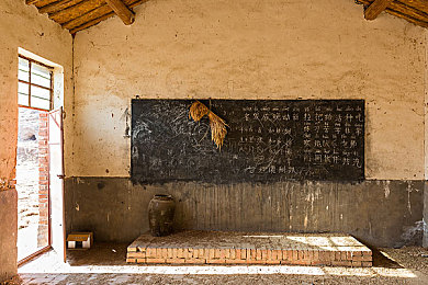 成全动漫剧情解析：速度与心灵交织的赛道，让渡之光照亮终极胜利-3