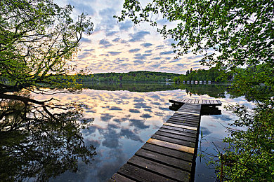 黄色app软件下载安装免费2023：2023年街头赛车新纪元开启，深度改装与竞速攻略全解析-2