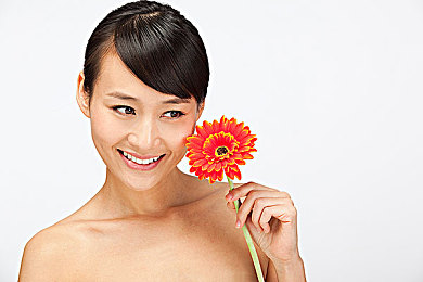 看奶免费软件：美女车模助阵，竞速体验超乎预期的免费赛车手游-2