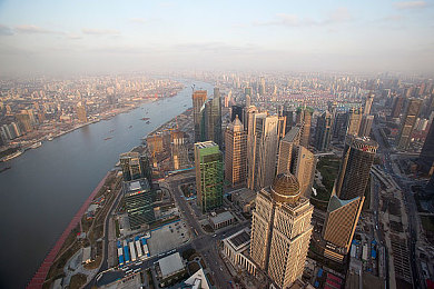 女生把困困放在男生的困困里：梦境能量协同驾驶，唤醒沉睡赛道之旅-3