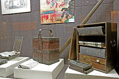 黄色软件下载3.0.3免费每天无限次：极限竞速街头狂飙，无限改装每日体验，称霸赛道攻略全解析-2