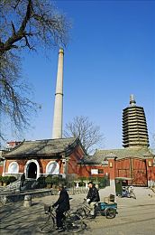 男女打扑克差差差差：幻影对决战术揭秘，不同思维如何主宰卡牌战场-3