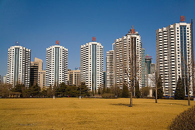 巨吊:《越野霸主》深度测评,硬核驾驶与救援任务终极指南-2