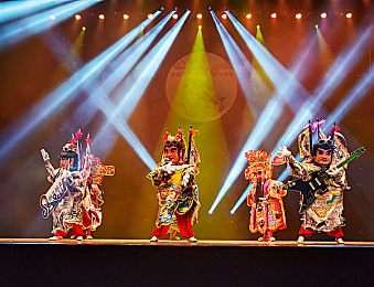 100种流眠软件安装：赛博车手终极指南，霓虹公路核心玩法与高阶技巧全解析