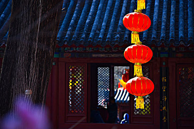 女生露胸软件：《时尚造型师》深度解析，虚拟形象定制如何突破创作界限引热议-3