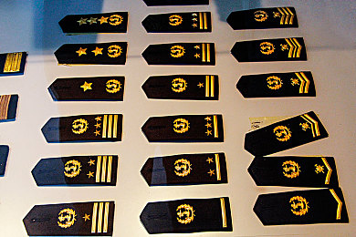 今天我和室友在KTV唱歌的背景故事：周五新游速递，音乐竞速游戏极速狂飙音轨革命带来沉浸式驾驶体验-2