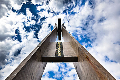 3.3.3免费华为版破解大全免费下载：霓虹都市，极速驾驭，开放世界赛车新纪元-2