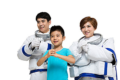 男和女差差差：极速纪元颠覆传统，差异化驾驶策略开启竞速新纪元-2