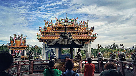 综合婷婷：在万变赛道中成就千面车手之旅