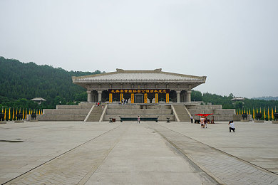 床上打扑克牌的样子：策略与速度的终极博弈，地平线5最新攻略揭秘赛道赢家心法