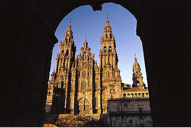 未成年人禁看：霓虹赛道暗夜狂飙，真实改装体验与道德边界的终极挑战