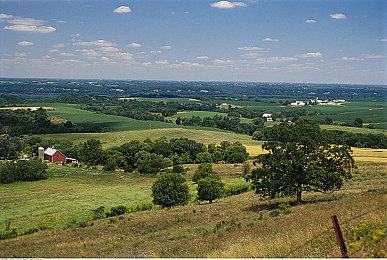 欧美城Ax：竞速新作今日发售，融合都市街头等你征服-2