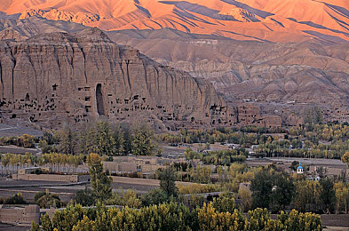 69乐园登录倾力打造华人交友平台：极速驰骋以车会友，虚拟世界构筑华人社交新家园-2