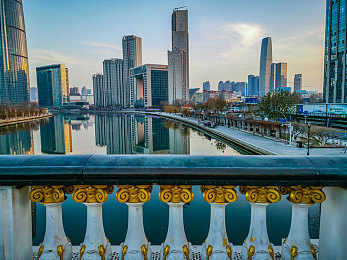 黄色软件免费下载每天无限次oppo华为：移动竞速游戏免费畅玩，主流设备适配攻略全解析-2