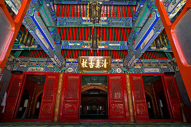 妽妽让我高潮了三次：极速幻影终极攻略，解锁顶级跑车与三次突破性驾驶体验