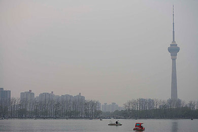 男人捅女人软件：神经接口匕首颠覆战斗，赛博都市中的人机羁绊之旅-2