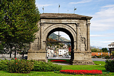 性奴帝国调教淫奴男男：暗黑权谋新作今日上线，深度策略挑战玩家智慧抉择-2