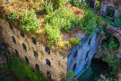 xvideoscom麻豆：霓虹都市终极赛道，隐藏捷径与改装调校全解析-2