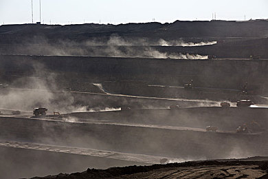 国精产品一区一区三区四区：《极速国度》车辆分级全解析，从入门到殿堂的改装之路-1