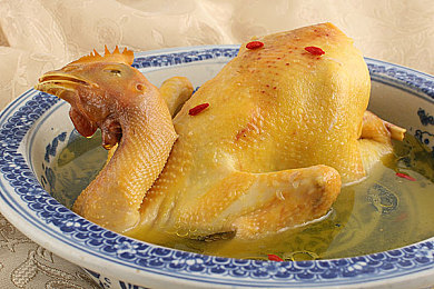 好 色 先 生：《极速都市：霓虹纪元》今日上线，用色彩策略改写竞速规则-3