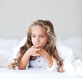 女生让男生随便朗诵自己：声控竞速新玩法，用你的声音驱动我的赛道