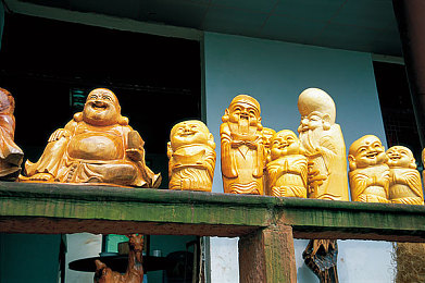 免费破解黄软件：地平线5隐藏黄色丰田Supra，全收集攻略揭秘传奇跑车-2