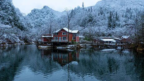 十款禁用软件下载大全：探索非法改装边界，极限竞速隐藏黑市引发道德抉择-3