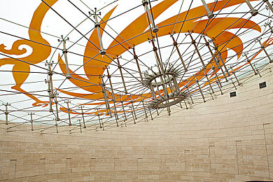 机机对机：钢铁猛兽疾速对决，改装火力制霸未来赛道-2