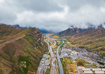 天天射天天干天天舔：极速战场，武装载具的生存射击与资源争夺竞技-3