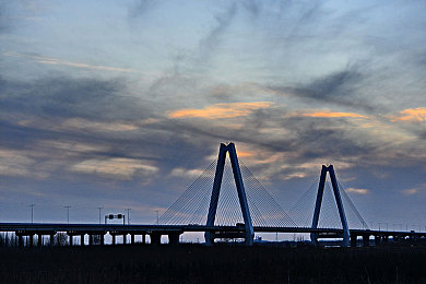 黄色软件app下载3.0.3免费 Vivo版大全装扮：街头狂飙改装大师深度评测，全攻略揭秘Vivo版独家福利-1