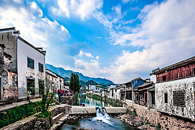 操逼应用。：《赛道掌控者》深度评测发布，揭秘极致调校与赛道征服全攻略-3