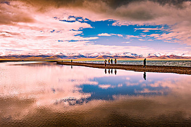 桥本香菜妈妈复仇计划：极速血脉，霓虹深渊中的家族往事竞逐