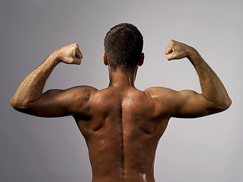 罚坐三角架尖尖是罚哪里的：硬核赛车游戏惩罚机制引热议，拟真驾驶规则如何塑造赛道礼仪-2