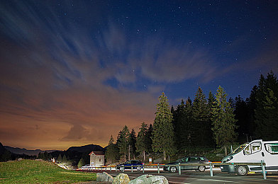 八重神子被丘丘人抓去繁衍：《原神》宫司实战指南与玩家文化创作解析-4