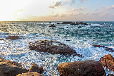 国产成人a∨：风驰引擎驱动，真实赛道生涯，硬核竞速新纪元