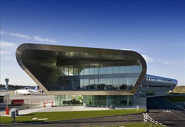 插阴道软件：硬核改装模拟新作上线，真实数据调试颠覆赛车游戏体验-2