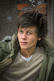 男人挺进雌性宠物交：《赛道女神：极限进化》深度评测，揭秘人车合一的终极驾驶境界-4