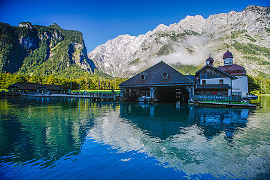 男生和女生一起戳戳APP：双人指尖竞速，在狂野飙车中缔造完美默契-2