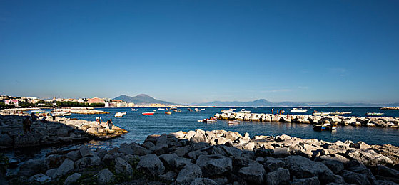 黄色软件app下载3.0.3免费oppo版大全装ai换脸：虚拟驾驶时代降临，AI换脸竞速手游开启个性化赛车新纪元-2