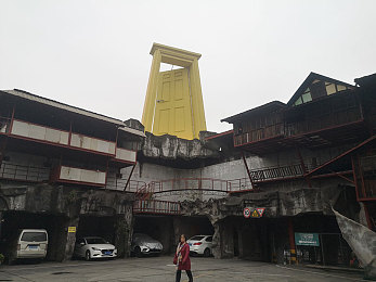 猎奇黑料爆料专区：深夜疾驰暗藏玄机，玩家揭秘竞速游戏隐藏都市传说-1