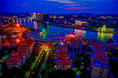 男女做爱的软件：竞速游戏情感引擎引热议，虚拟赛道如何驱动真实浪漫