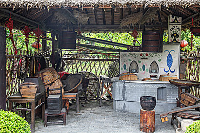 女人和公豬交全套：硬核狩猎模拟新作上线，女猎手对决巨型野猪王完整攻略解析-3