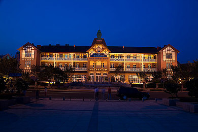 黄色软件免费下载3.00：玩家自制模组引发争议，赛车游戏改装捷径破坏核心体验-3