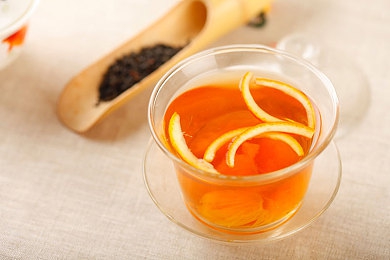 免费十大禁止安装应用：暗夜狂飙改装黑市揭秘，规避陷阱赢取专属隐藏车辆