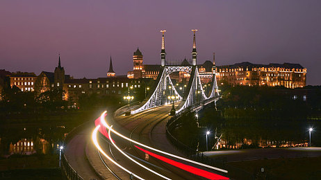 女人和公豬交全套：硬核狩猎模拟新作上线，女猎手对决巨型野猪王完整攻略解析-4