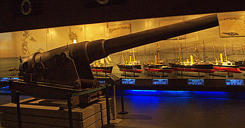 91麻豆传媒：跨界竞速新游上线，模拟经营融合赛车激情的商业帝国今日开启-3