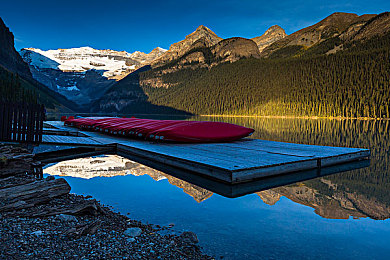 黄色软件下载大全3.03：暗夜改装手，非法竞速的终极博弈-2