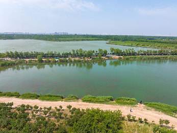 免费下载黄色软件：极速狂飙，炽焰流光中的赛道艺术-2