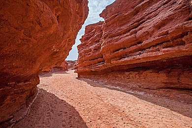 麻豆天美传媒av：竞速新作今日上线，以镜头捕捉极速之美，开启视觉驾驶革命-2